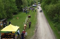 Besucher auf dem Waldfest 2023